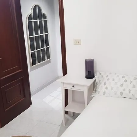 Casa Pequena Y Acogedora En Casco Historico * A Pobra do Caramiñal